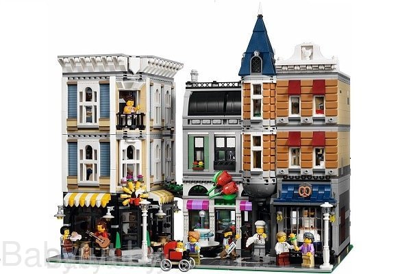 LEGO Городская площадь