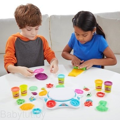 набор Play-Doh Лепи и играй