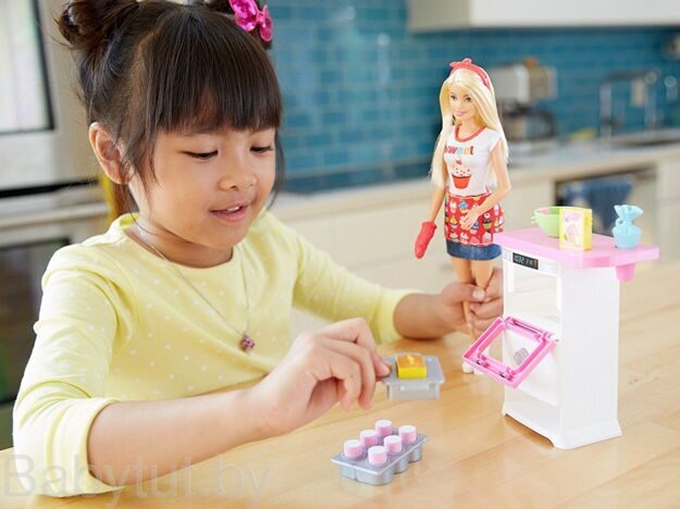 Игровой набор Barbie Пекарь FHP57