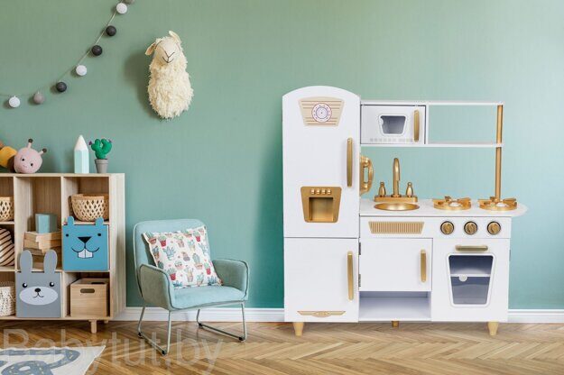 Детская кухня Eco Toys с холодильником и духовкой 7267