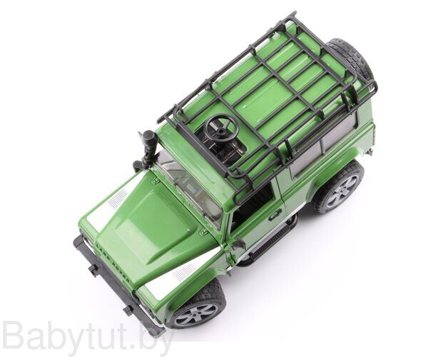 Внедорожник Land Rover Defender с фигурками Bruder 02587