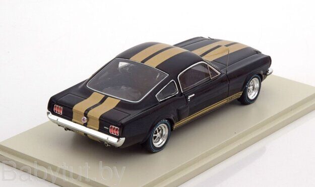 Модель автомобиля Maisto 1:24 - Форд Мустанг GT (1967)