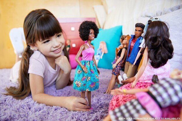 Кукла Barbie Игра с модой DYY89