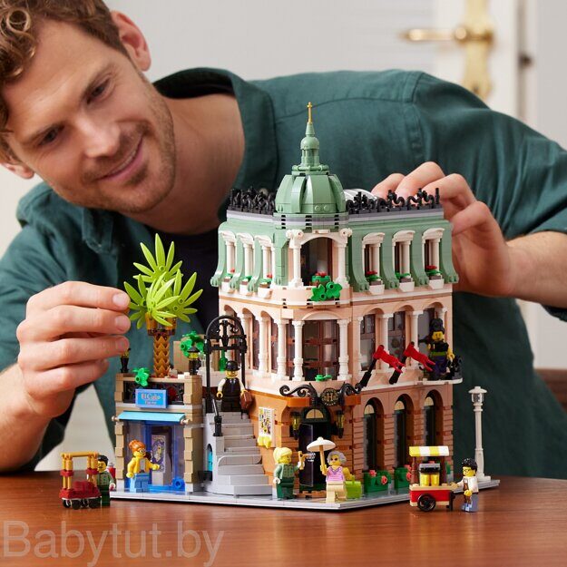 Конструктор Lego Creator Expert Бутик-отель 10297