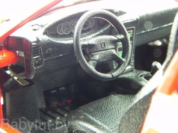 Модель автомобиля Bburago 1:24 - Порше GT3